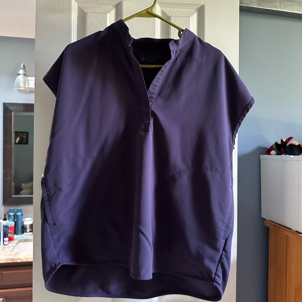 Fig’s Rafaela scrub top